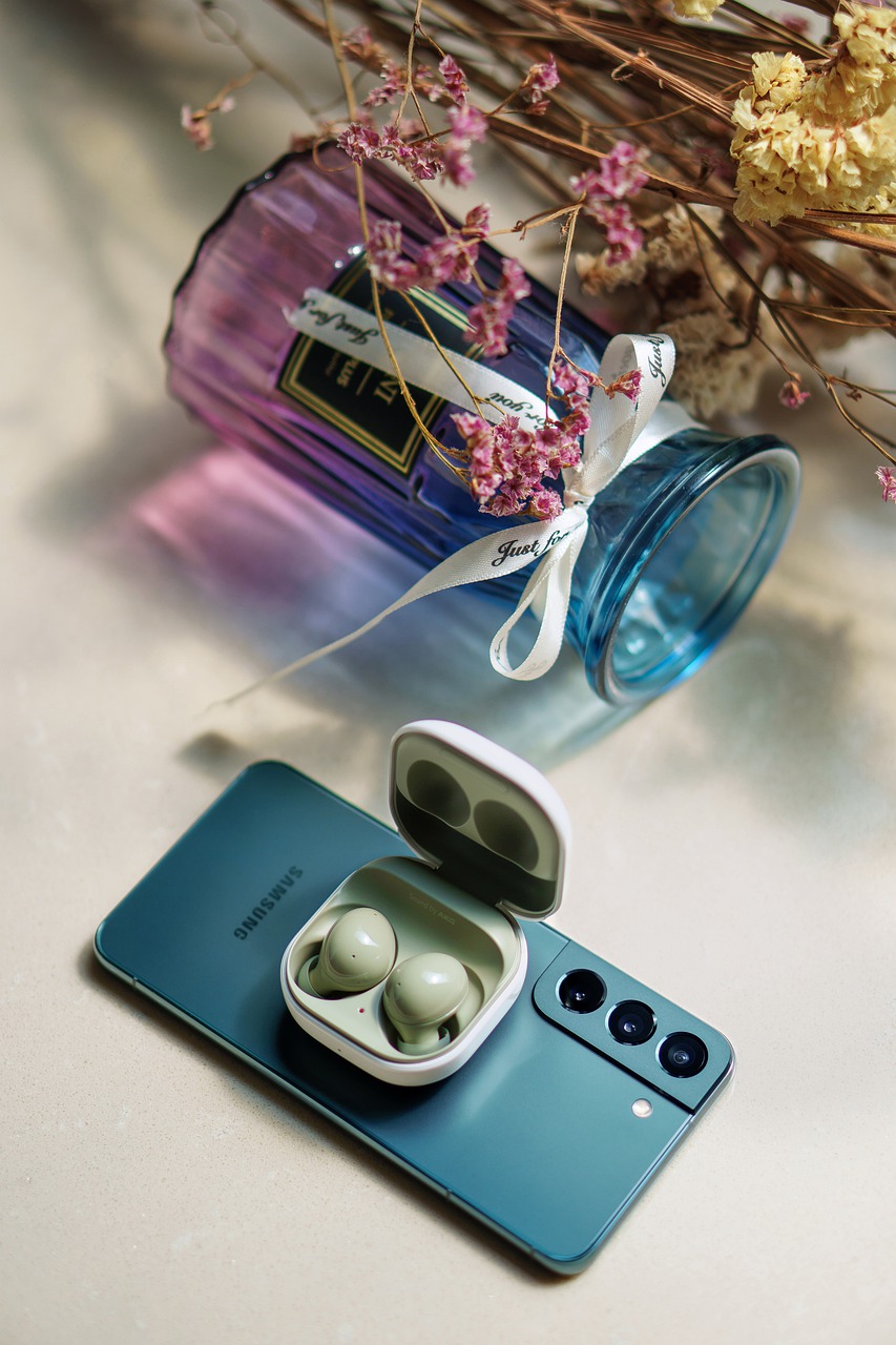 Smartphone Mobile Phone  - adrian2019 / Pixabay