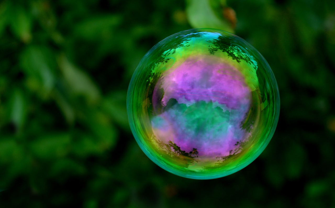 Soap Bubble Bullet Round Blow Toy - neelam279 / Pixabay