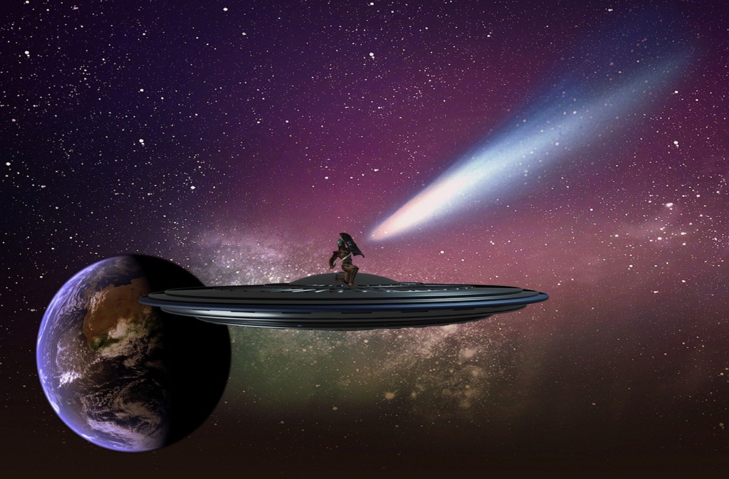 Space Planet Alien Space Ship  - jcoope12 / Pixabay