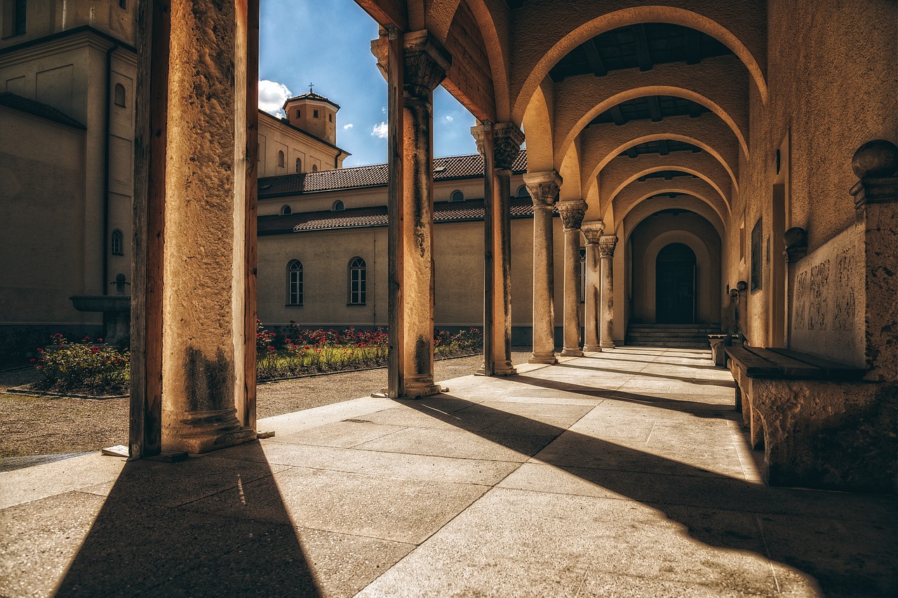 Split Arcade Hof Building  - Tama66 / Pixabay