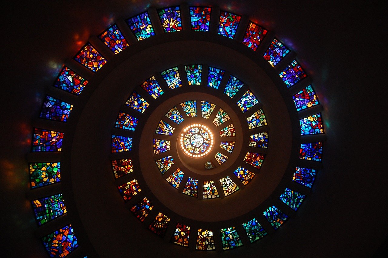 stained glass spiral circle pattern 1181864