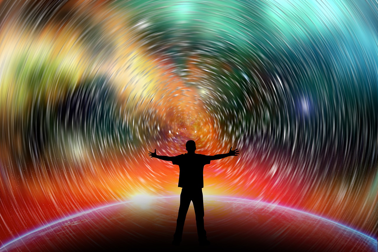 Star Trail Space Man Silhouette  - geralt / Pixabay
