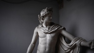 Statue Art Antique Mythology Greek  - VladMamai / Pixabay