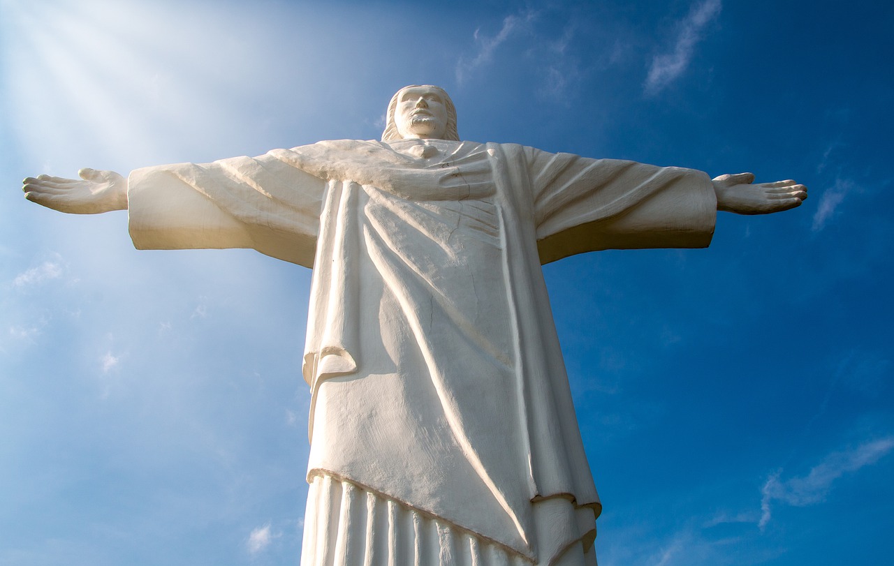 Statue Jesus Statue Of Jesus Christ - Walkerssk / Pixabay
