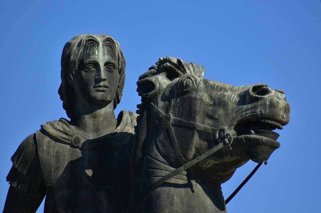 Statue Sculpture Sky Horse Rider  - papazachariasa / Pixabay