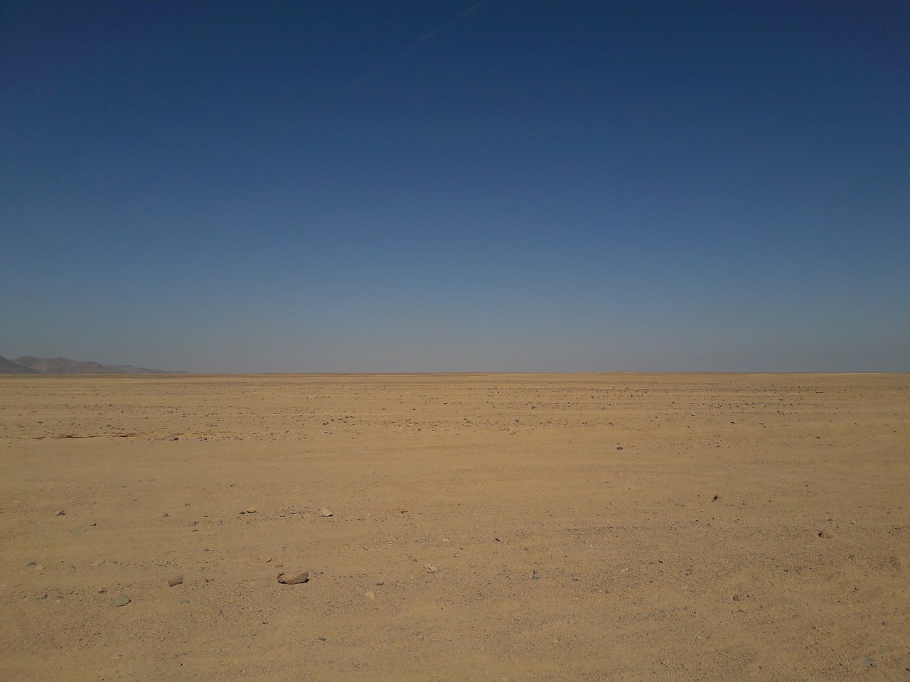 Stone Desert Sahara Desert Dry  - Sabine_999 / Pixabay