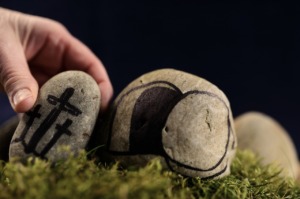 Stones Symbol Faith Christianity - congerdesign / Pixabay