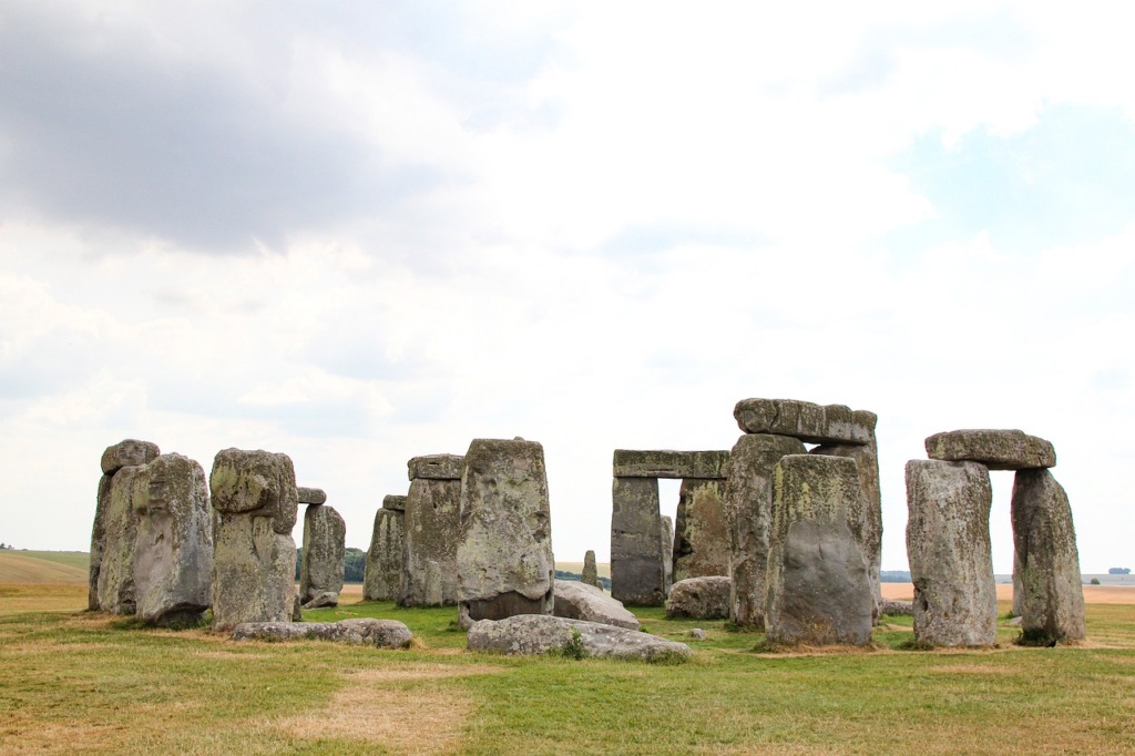 Stones Temple Salisbury England Uk  - jprak / Pixabay