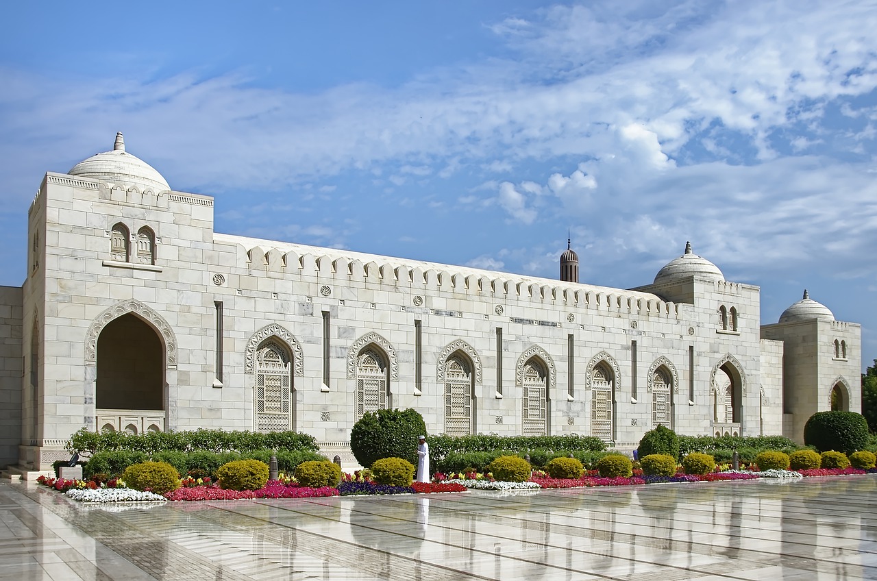 Sultan Qaboos Grand Mosque Oman  - Makalu / Pixabay