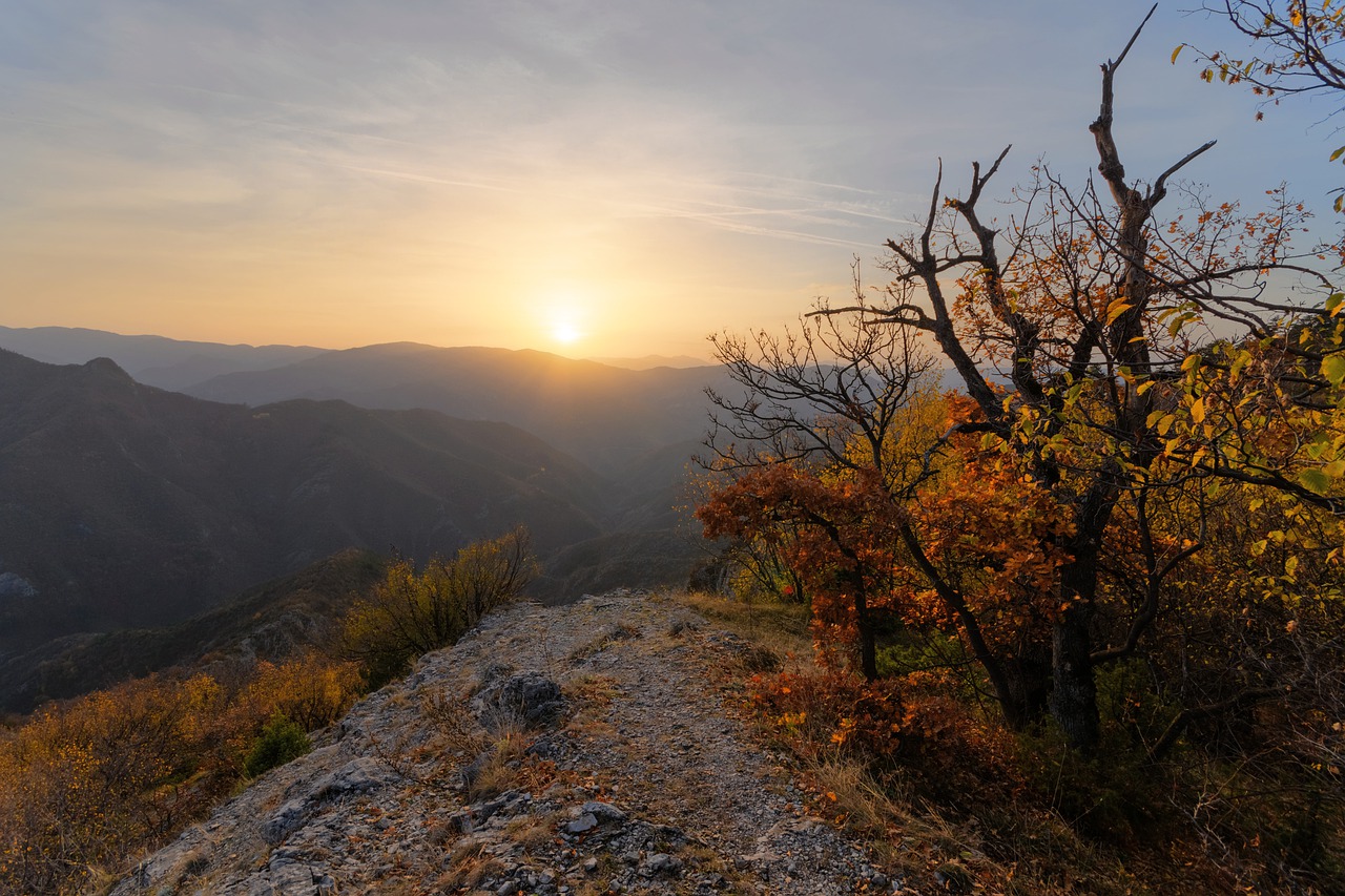 Sunset Landscape Sky Clouds Autumn - petracho / Pixabay