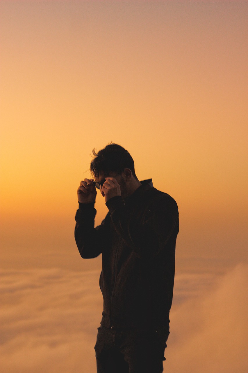 Sunset Man Portrait Male Boy  - titouhwayne / Pixabay