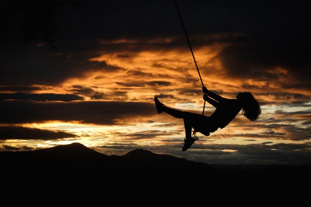 Sunset Rope Swing Clouds Memory  - Mokup / Pixabay