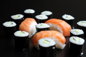 Sushi Maki Nigiri Cucumber Salmon  - stumpi_1 / Pixabay