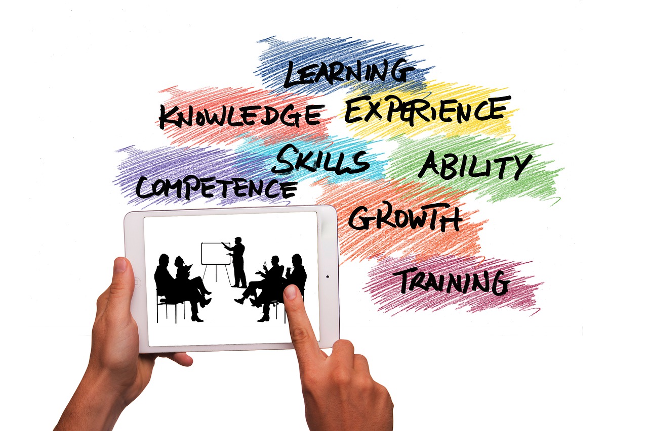 Tablet Screen Device Coach Mentor  - geralt / Pixabay