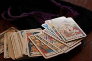 tarot cards magic fortune telling 991041