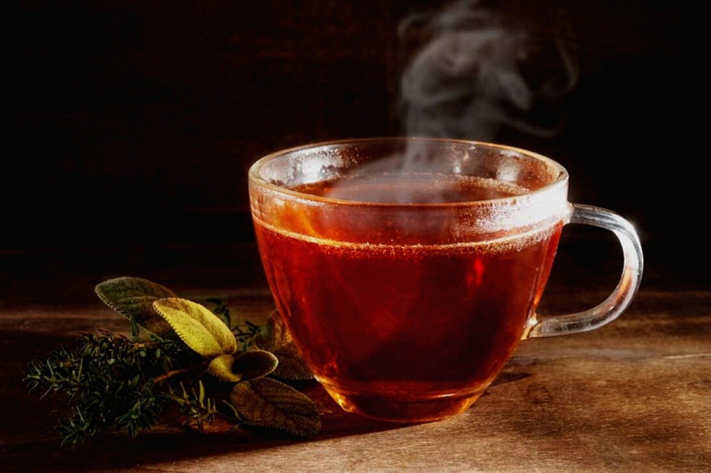 Tea Drink Healthy Beverage  - jmexclusives / Pixabay