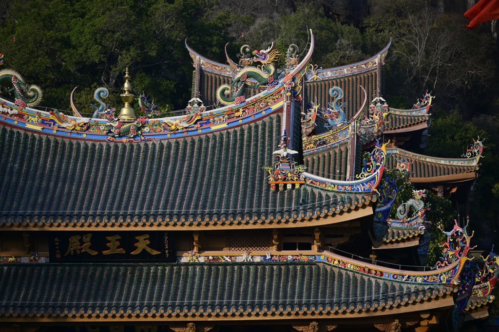 Temple Building Pagoda Facade  - johnnycui / Pixabay