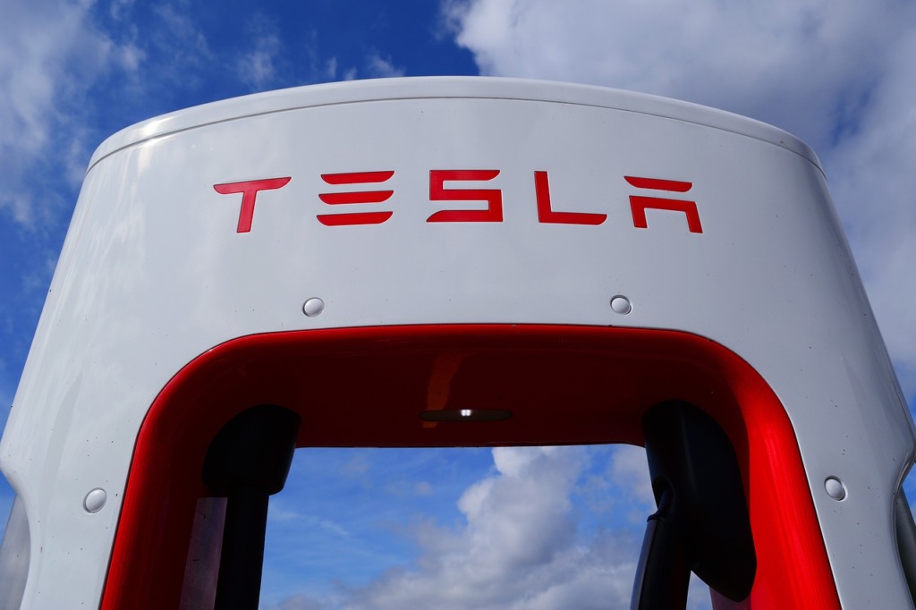 Tesla Supercharger Ev Car  - ElasticComputeFarm / Pixabay