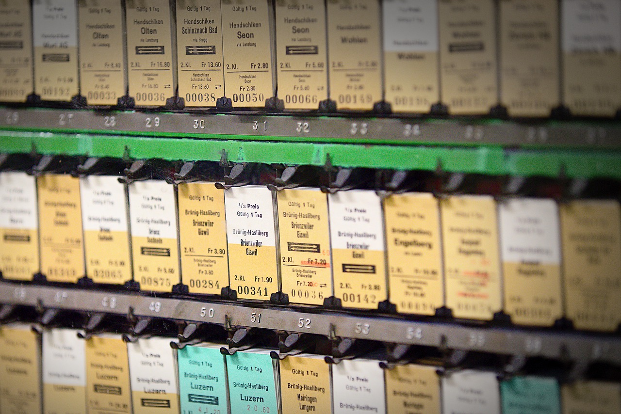 Tickets Nostalgic Railroad Antique  - DerWeg / Pixabay