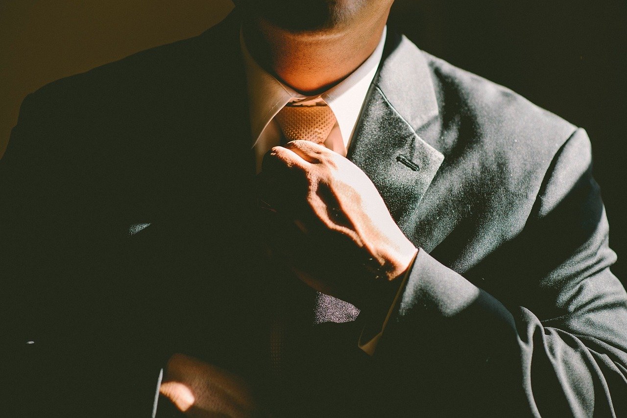 Tie Necktie Adjust Adjusting Man  - Free-Photos / Pixabay