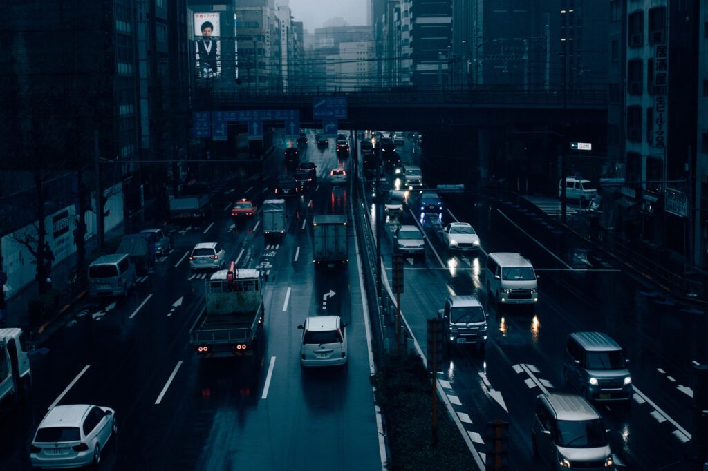 Tokyo Streets Traffic Cars Rain  - xegxef / Pixabay