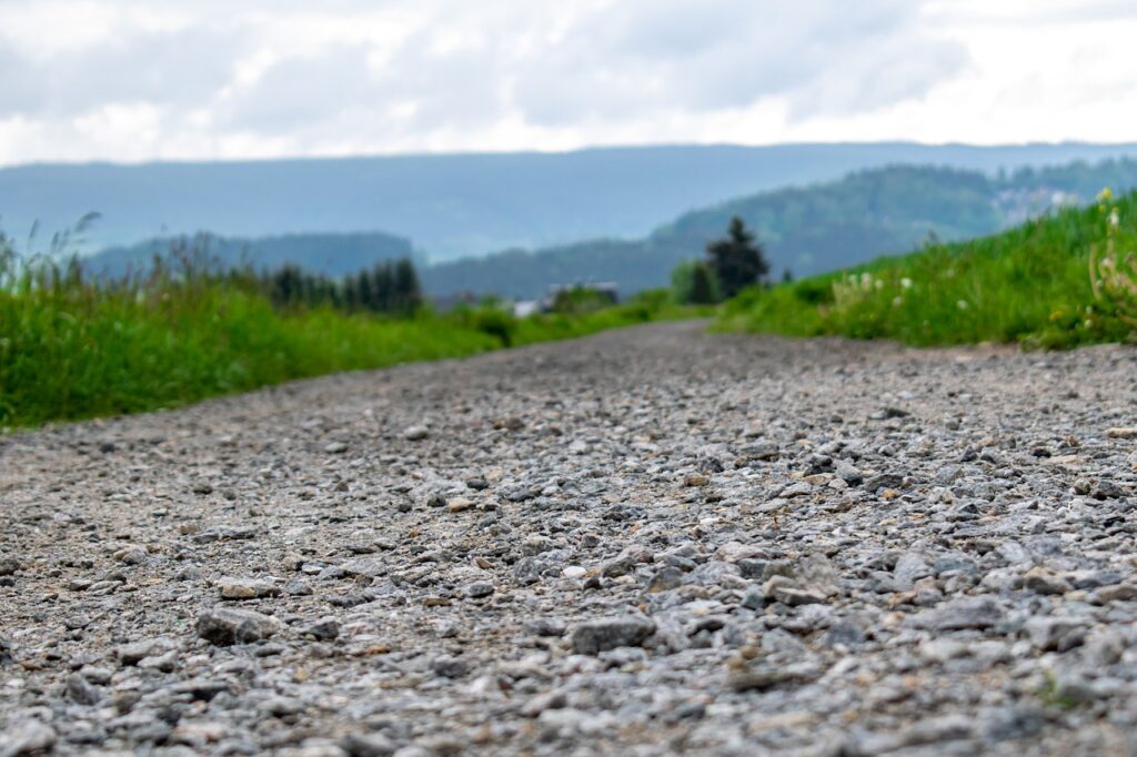 Trail Gravel Road Gravel Pebbles  - Coernl / Pixabay