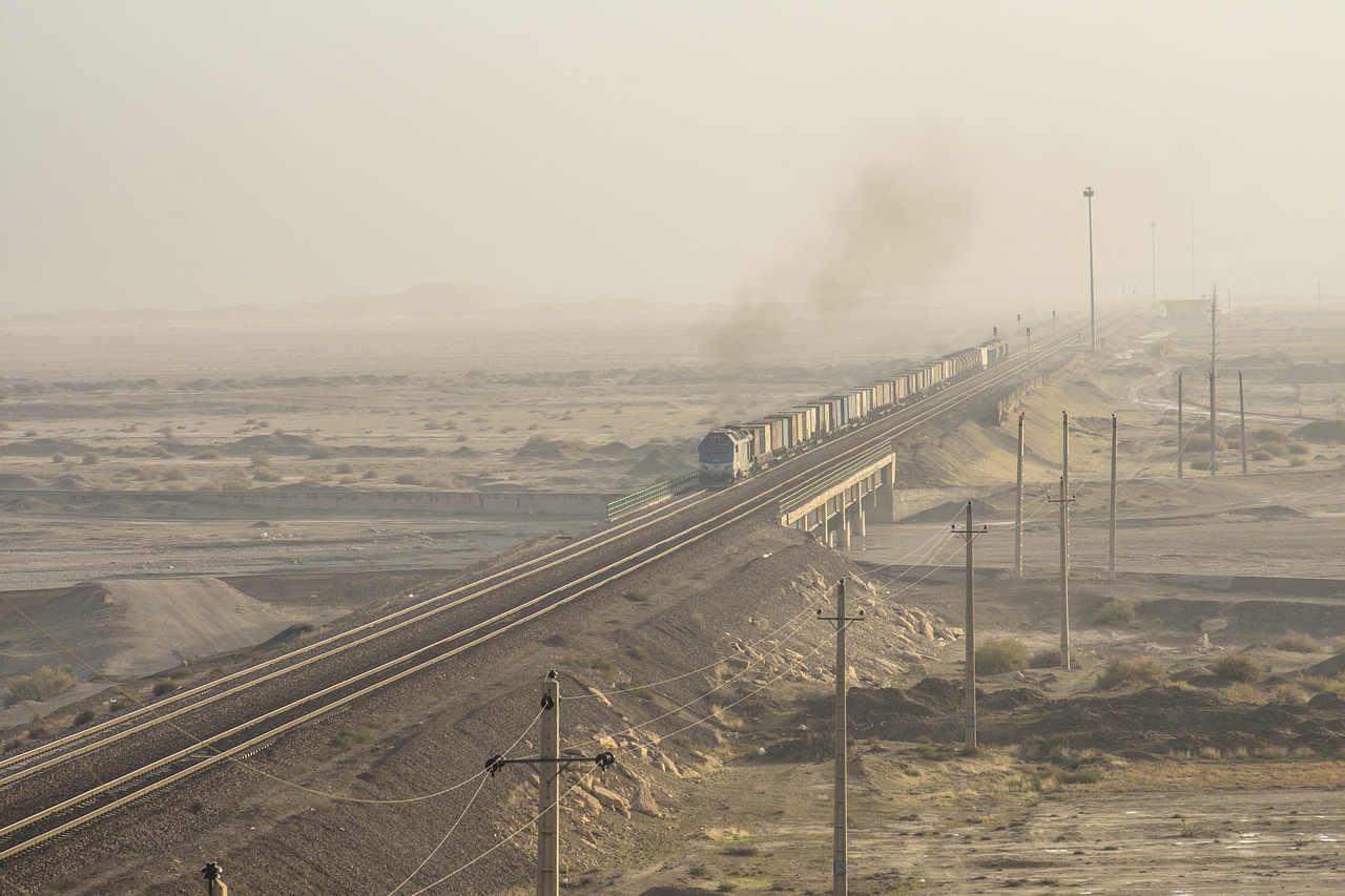 Train Railway Railroad Transport  - Javad_esmaeili / Pixabay