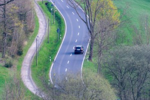 Travel Ride Car Engine  - Coernl / Pixabay