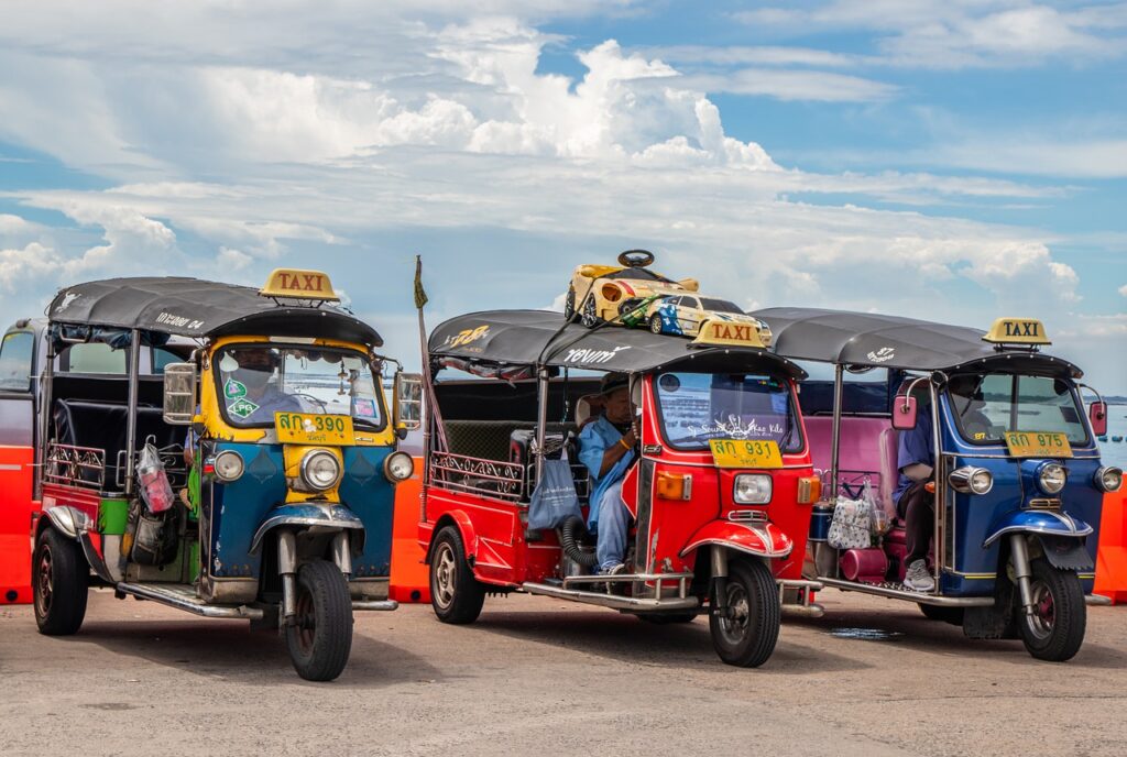 Tuk Tuk Vehicles Street  - Thailand_becausewecan / Pixabay
