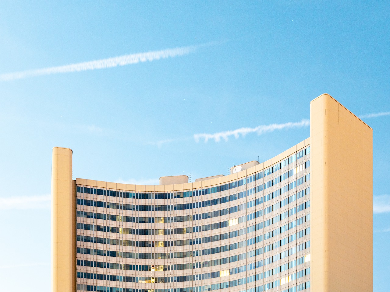 United Nations Office At Vienna - anikinearthwalker / Pixabay