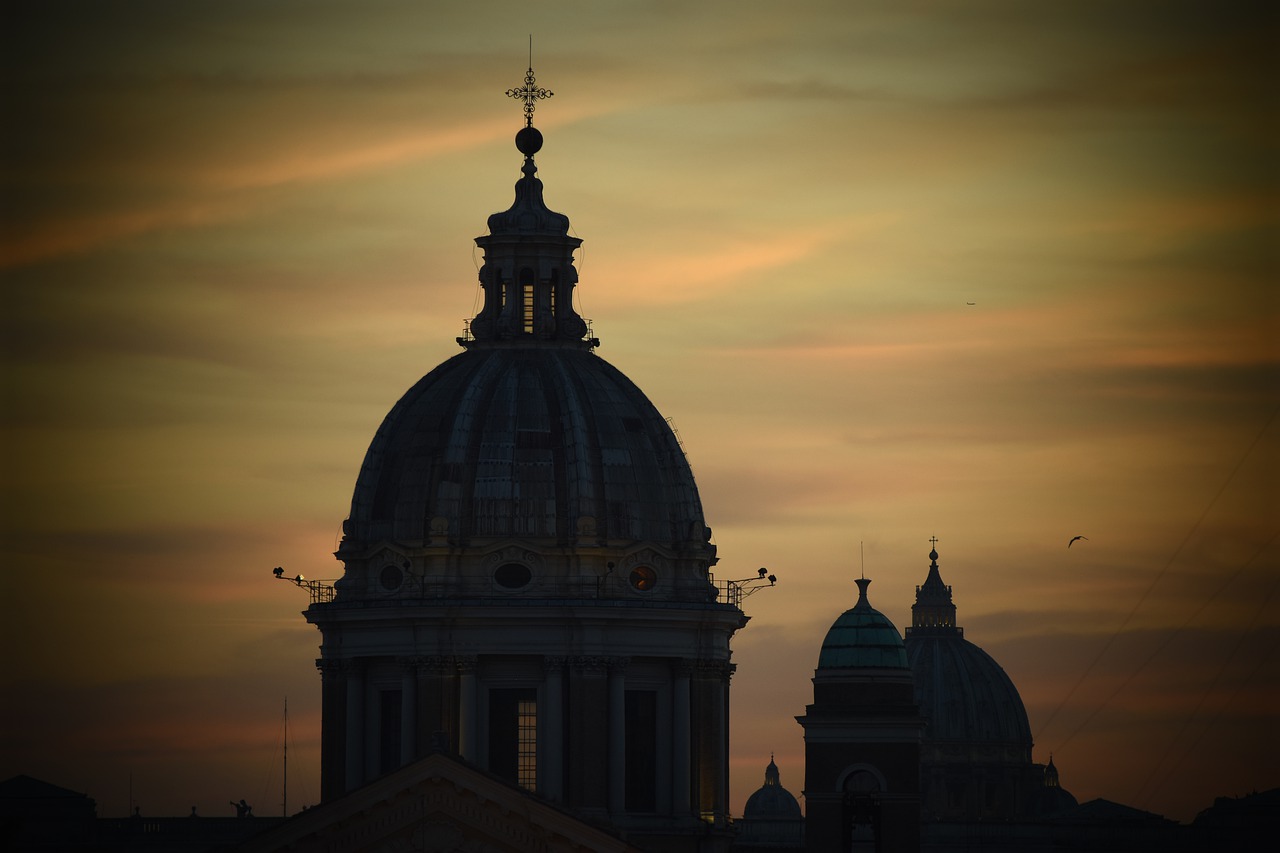 Vatican Basilica Saint Pierre Rome  - JerOme82 / Pixabay