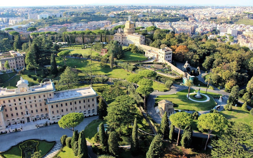 Vatican Gardens City Rome Italy  - randomwinner / Pixabay