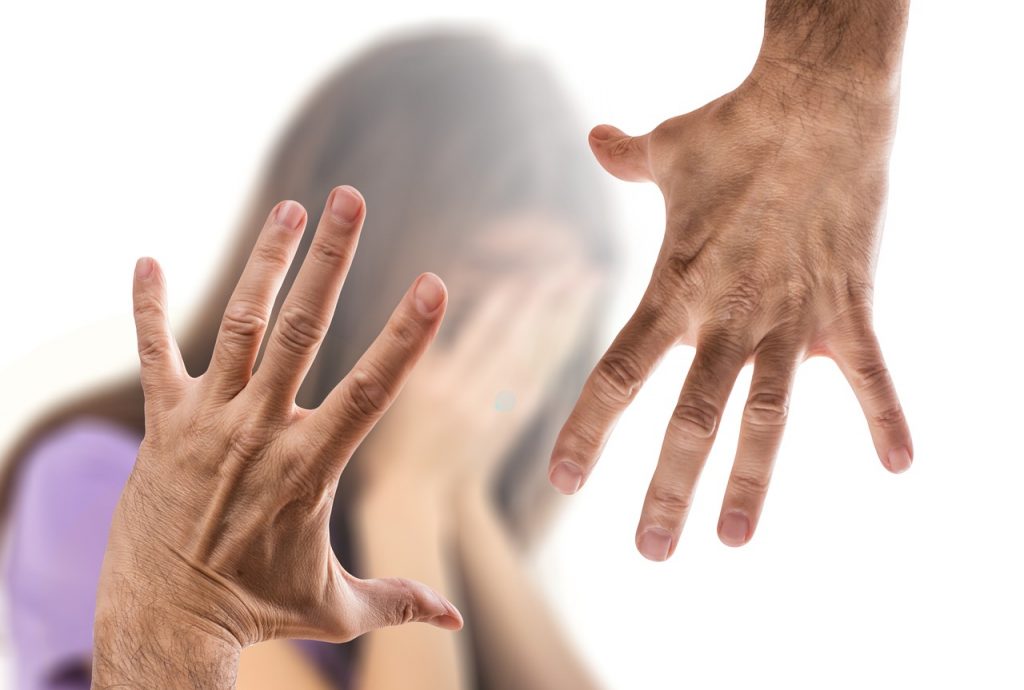 Violent Woman Man Hand Beat Child  - geralt / Pixabay