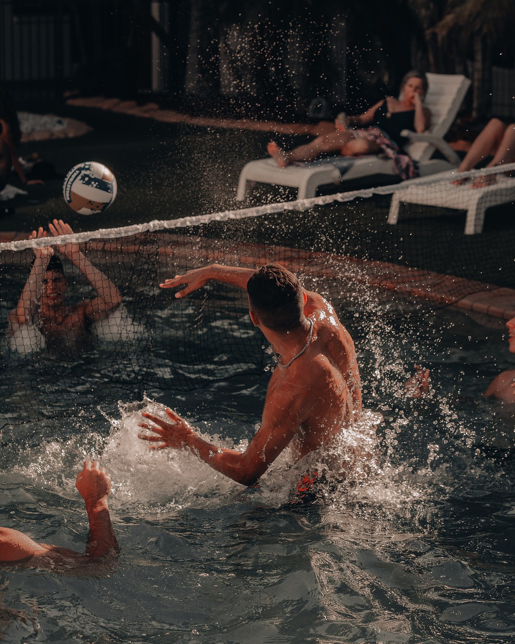 Volleyball Swimming Pool Men Play  - MannyDream / Pixabay