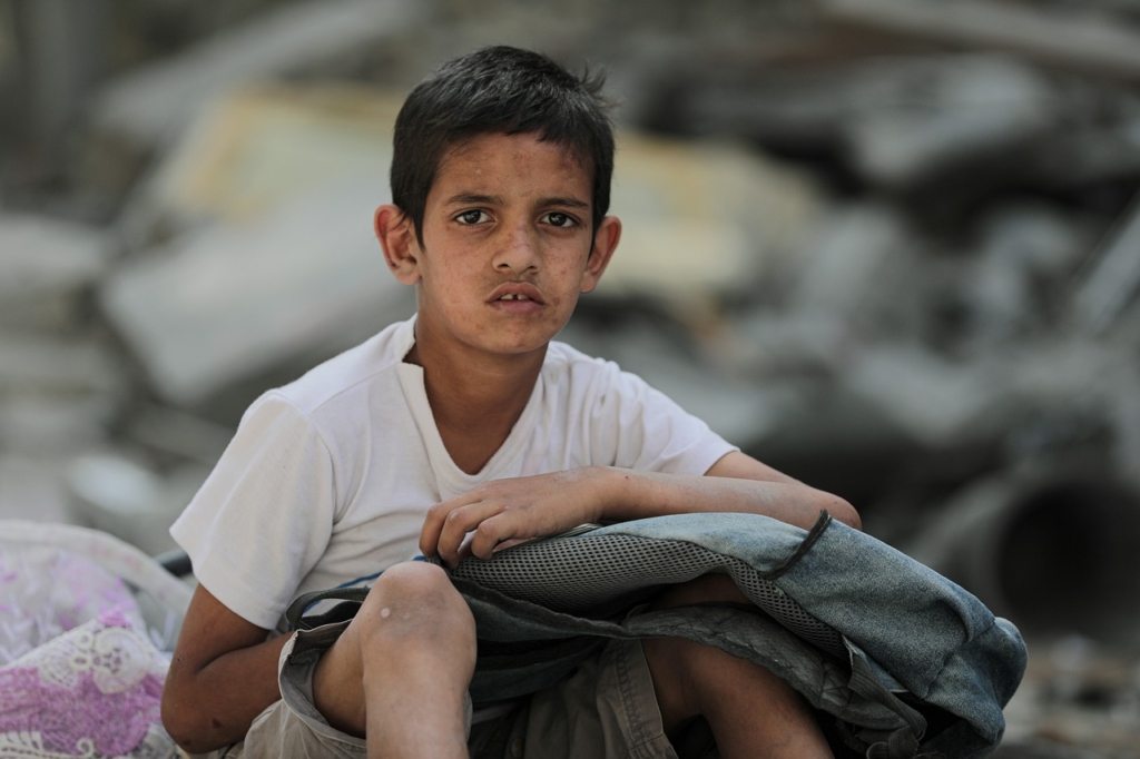War Boy Gaza Portrait Sad Child  - hosny_salah / Pixabay