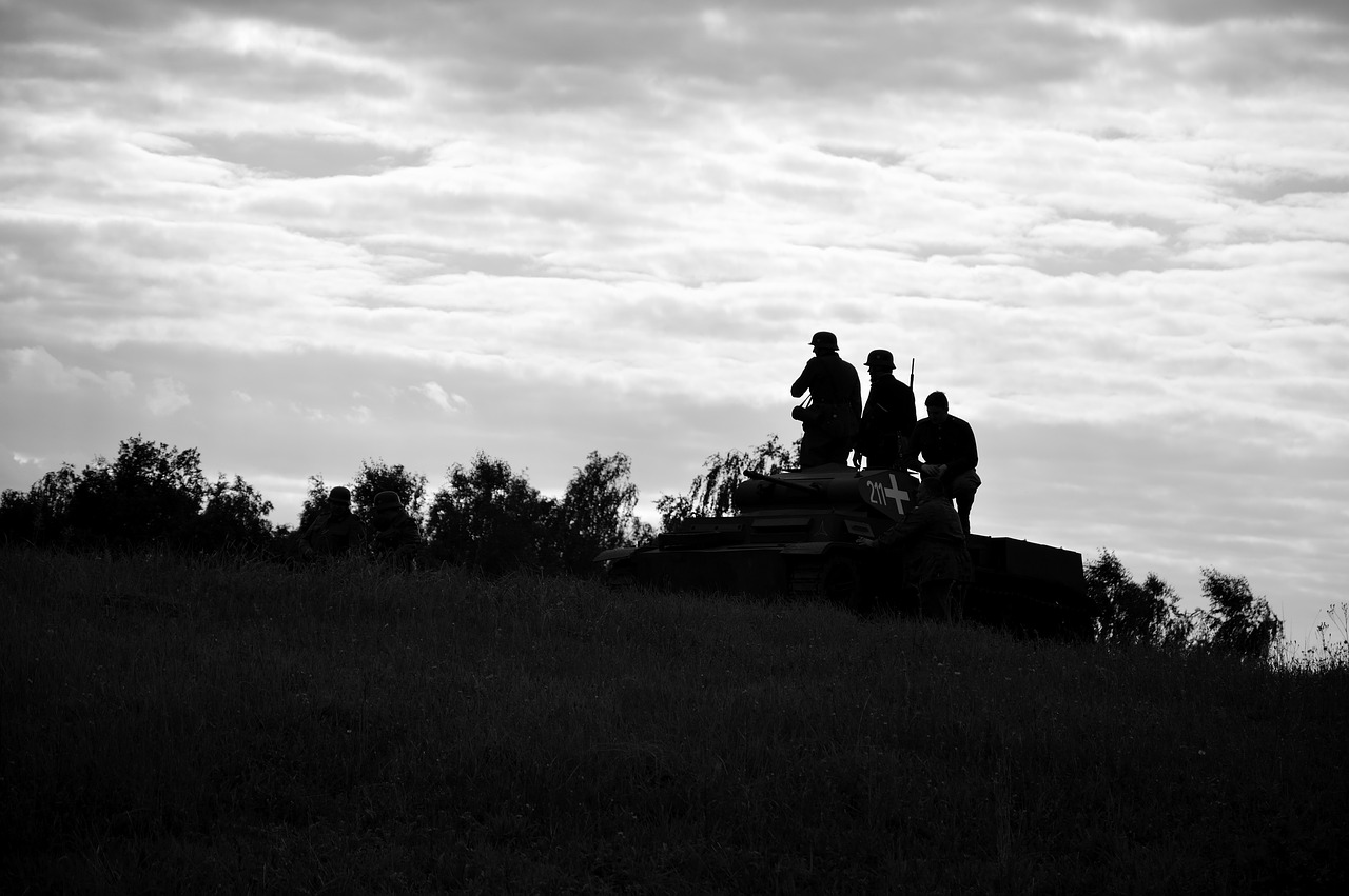 War Soldier Military Fight Battle - Rozbooy / Pixabay