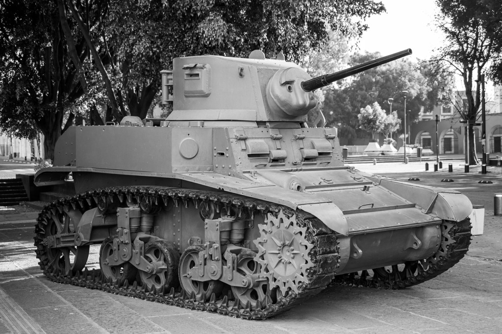 War Tank Street Chariot War Tank  - mike_ramirez_mx / Pixabay