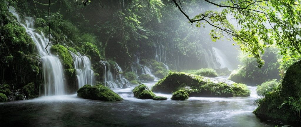 Waterfall River Brook Spring  - KANENORI / Pixabay
