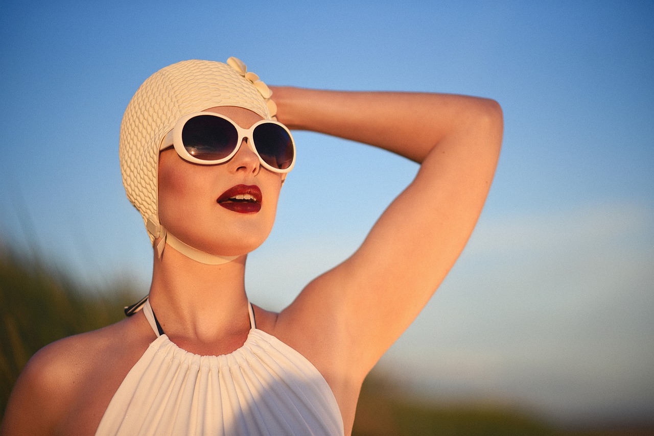 Woman Beauty Fashion Portrait  - alimcmath1 / Pixabay