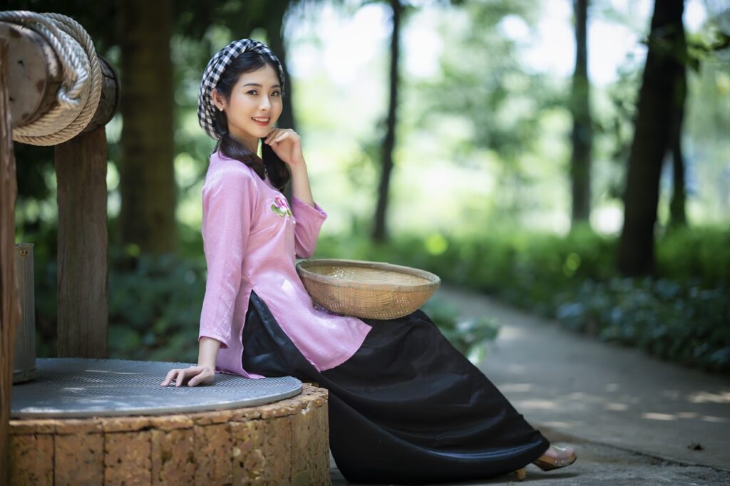 Woman Beauty Vietnamese Countryside  - TieuBaoTruong / Pixabay