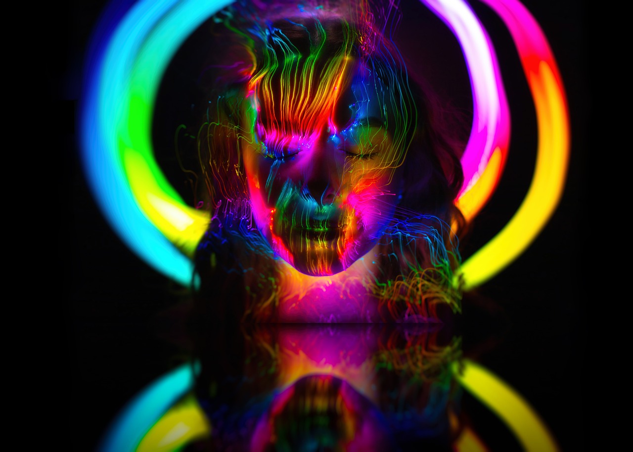 Woman Fantasy Magical Girl Face  - merlinlightpainting / Pixabay