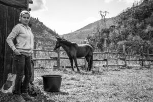 Woman Horse Farm Paddock Girl  - Sammy-Williams / Pixabay
