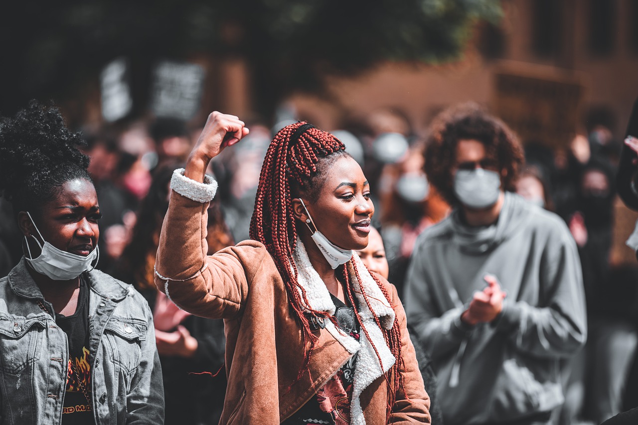 Woman Mass Event Group Of People  - justinkilian1 / Pixabay