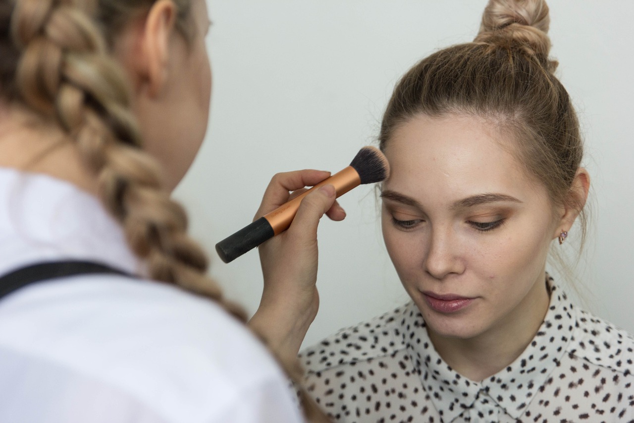 Woman Model Makeup Artist Makeup  - wwwsamkovegor / Pixabay