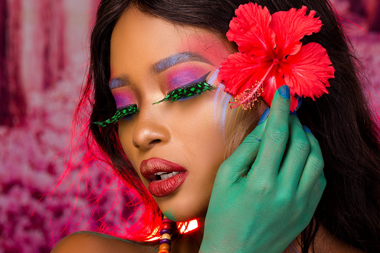 Woman Model Pose Style Fashion - antonytrivet / Pixabay