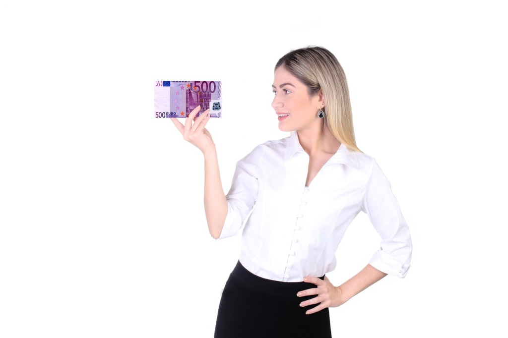Woman Money Euro Bill Cash  - outsideclick / Pixabay