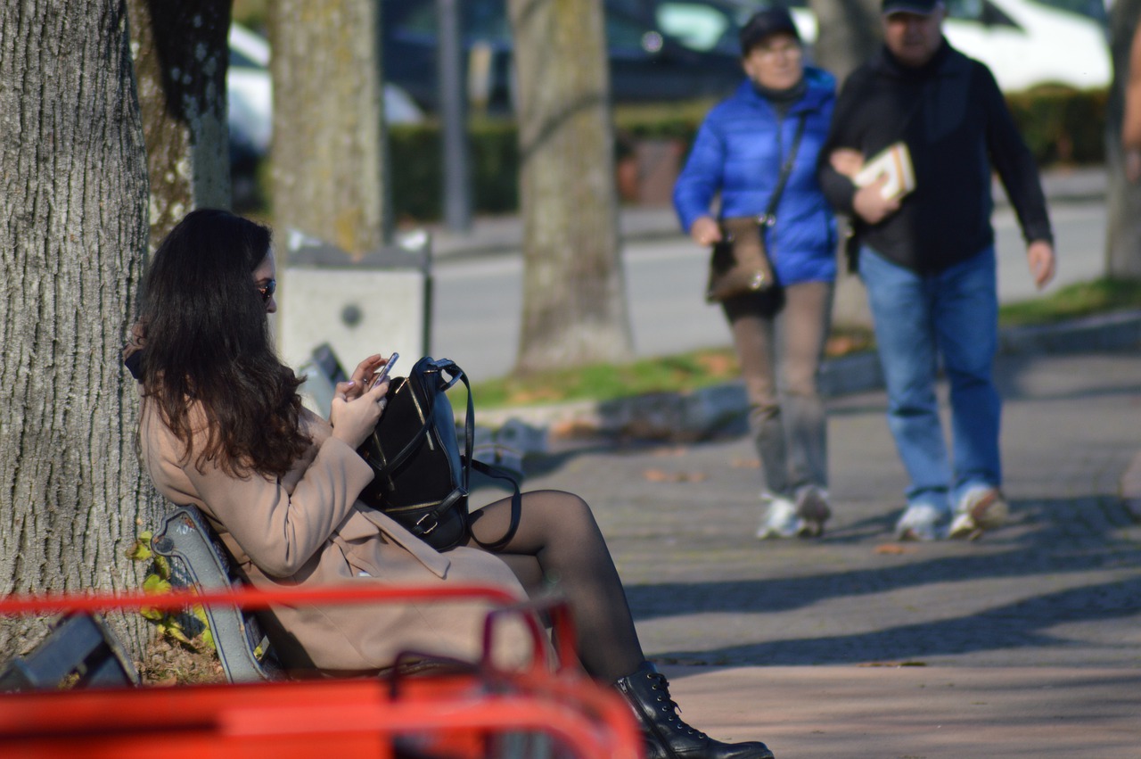 Woman Outdoors Leisure Park Female  - karell77 / Pixabay