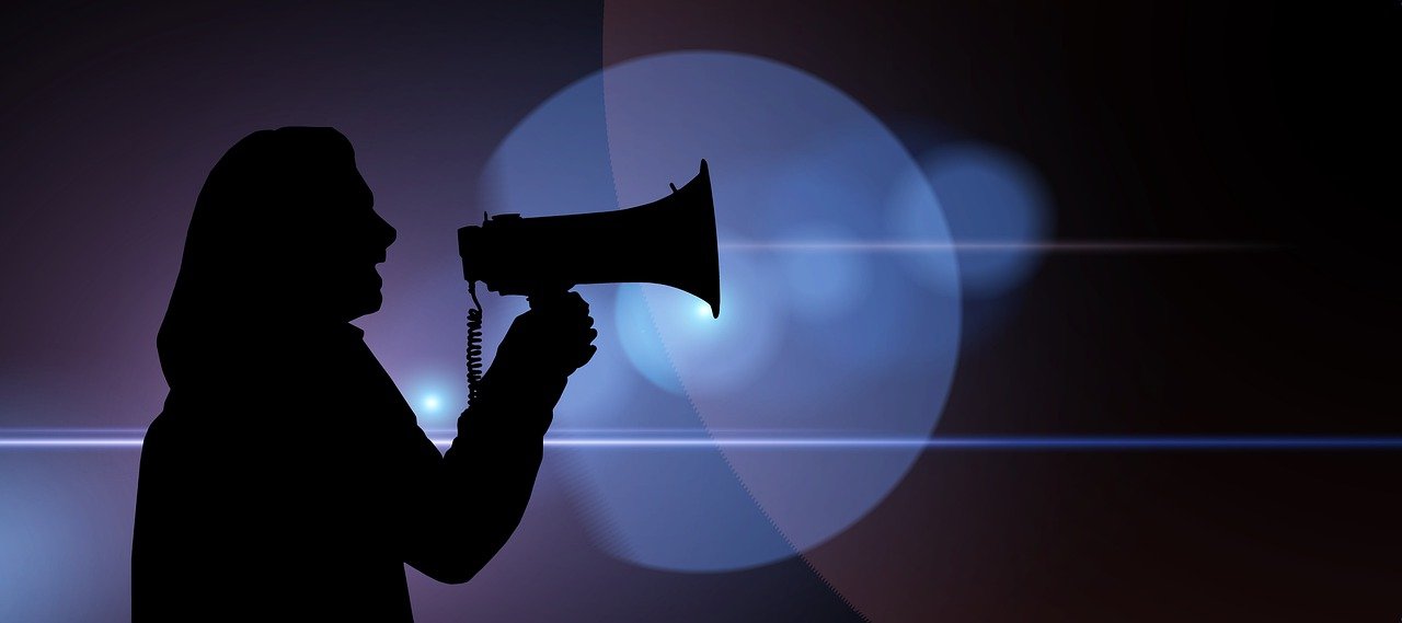 Woman Silhouette Megaphone Talk  - geralt / Pixabay