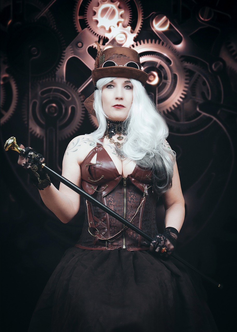 Woman Steampunk Victorian Lady - marcofedermann / Pixabay