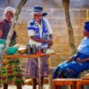 Women Market African Scene Talk  - fietzfotos / Pixabay